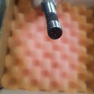Diffuse reflection sensor ifm efector OF5012 - OFT-FPKG/US