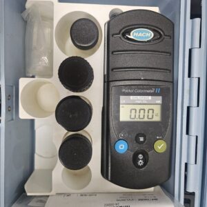 HACH Pocket Colorimeter II Chlorine Cl2 Test Kit No. 58700-00 with Case